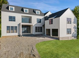 20 Cambridge Rd, Scarsdale, NY 10583