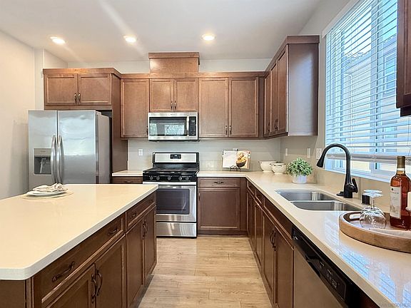 2nd image of 309 Mission Villas Rd