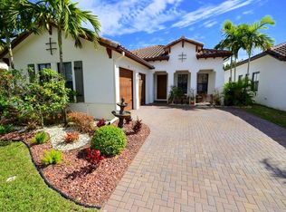 4017 NW 85th Dr, Cooper City, FL 33024