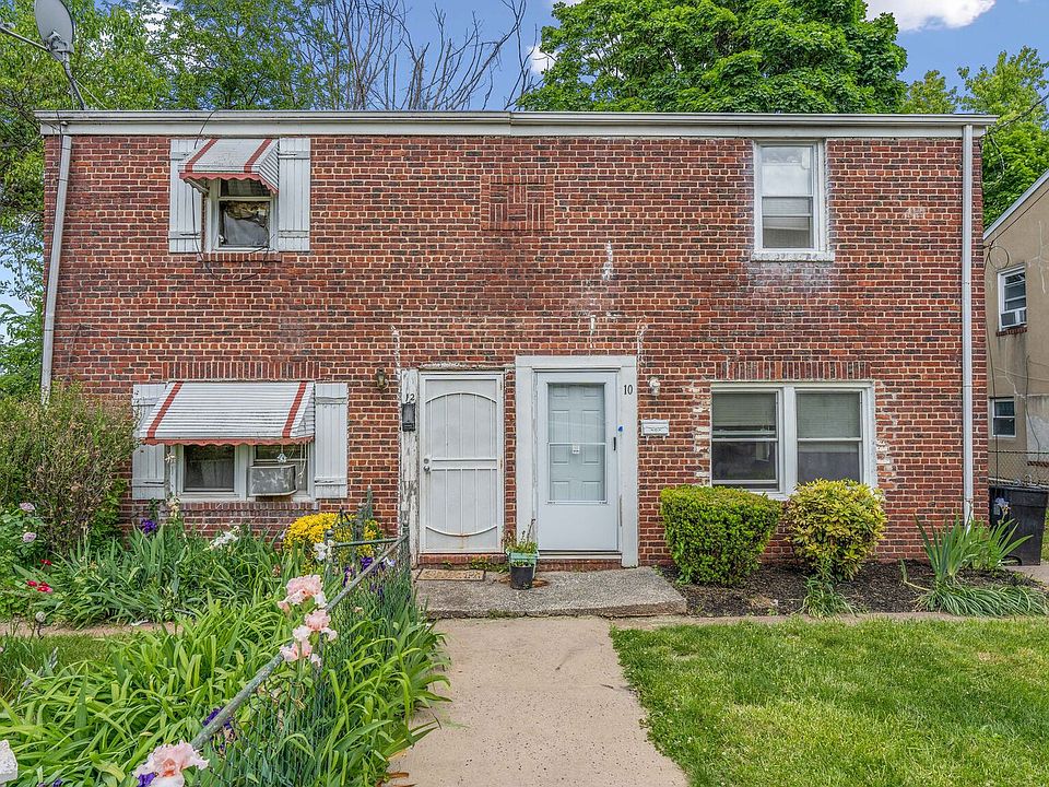 1st image of 10 Mason Ave