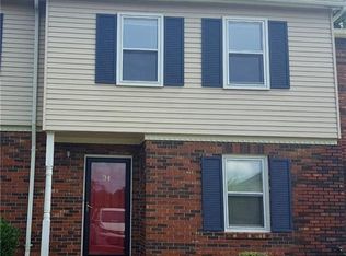 2705 N Center St APT 34, Hickory, NC 28601