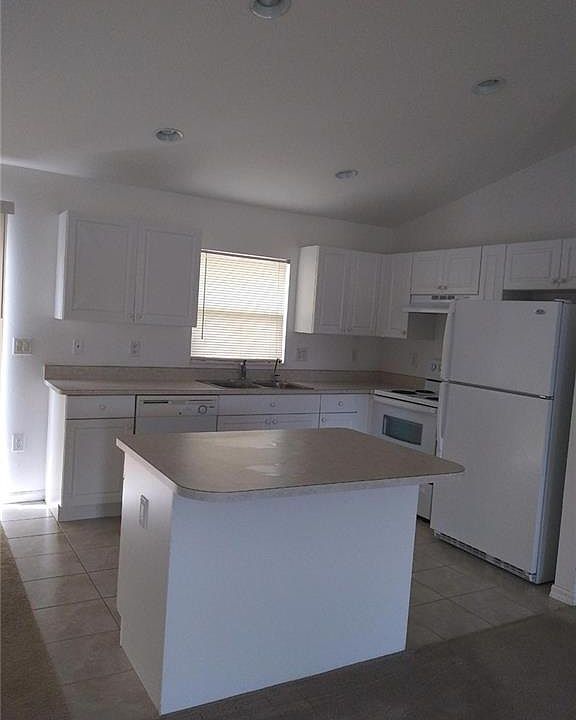 1st image of 420 Lambda Ave S