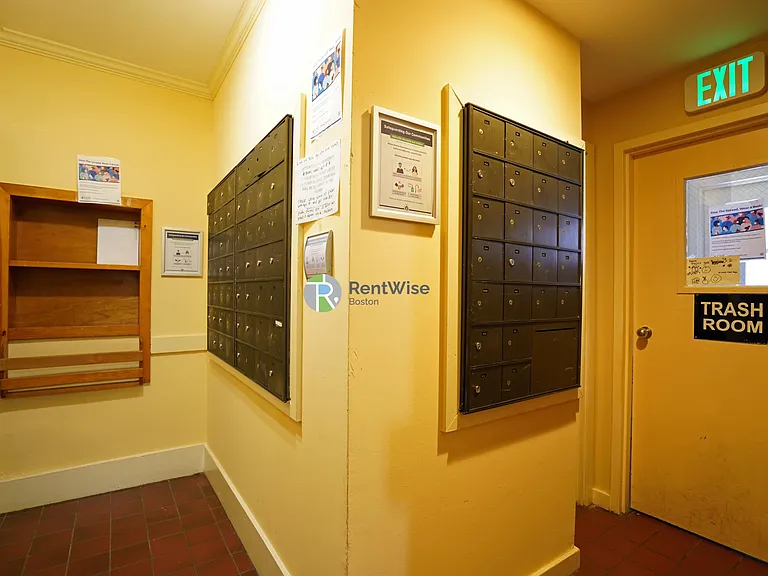 1223 Beacon St #105 — Photo 14