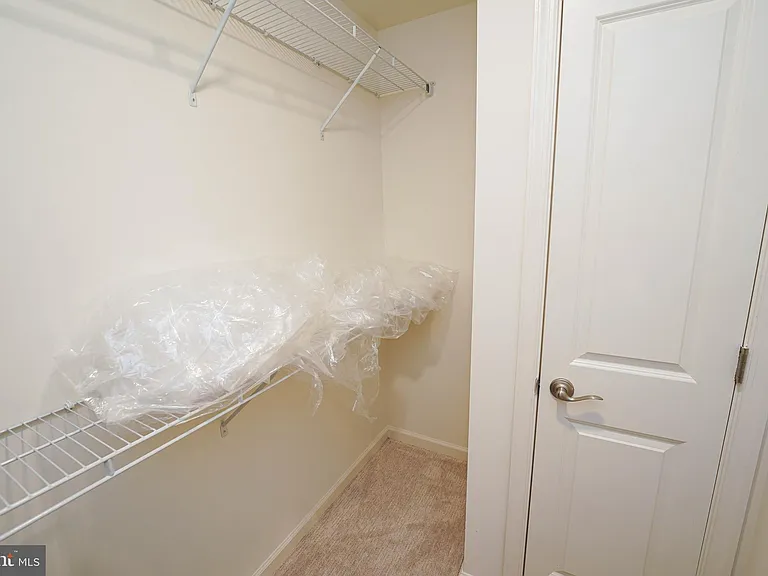 414 Waterfield Ct — Photo 45