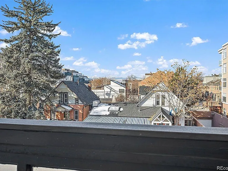 350 Detroit St #303 — Photo 24