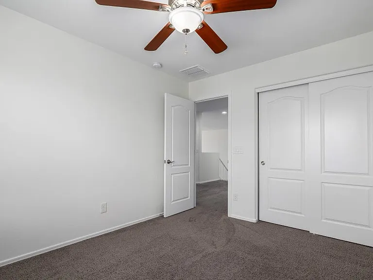 2532 W Corva Dr — Photo 14