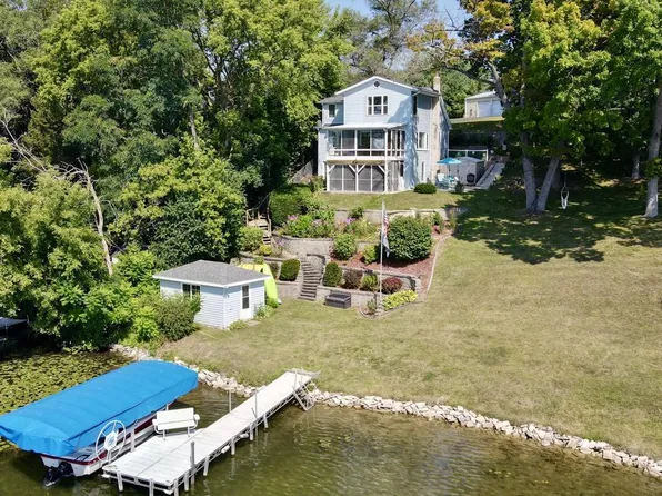 7184 Pleasant DRIVE, West Bend, WI 53090