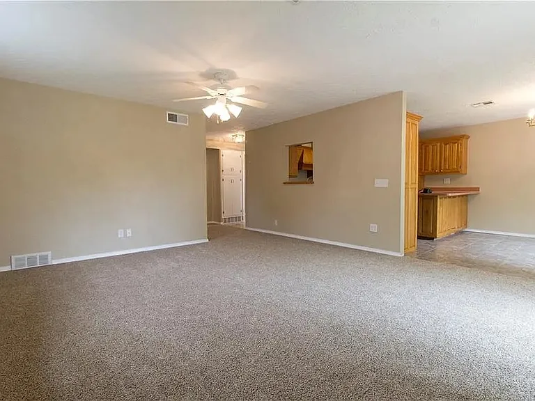 510 Crosby Blvd — Photo 3
