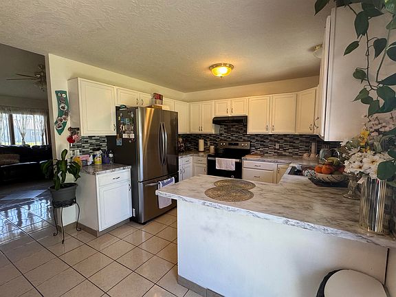 5th image of 511 W Walnut St
