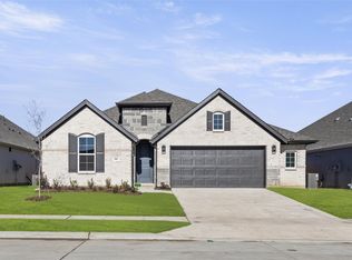 800 Forest Glen Dr, Anna, TX 75409