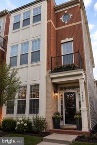 19400 Front St, Leesburg, VA, 20176