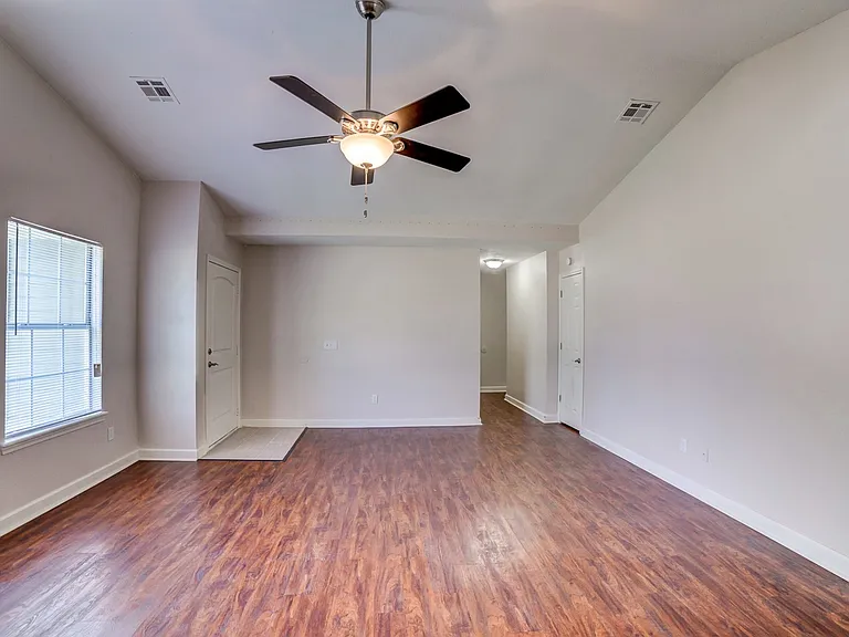 13332 S 91st East Ave — Photo 8