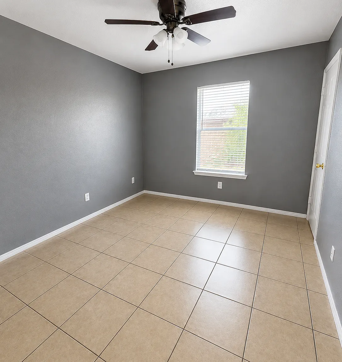 1704 Spring Rose Circle - D — Photo 4