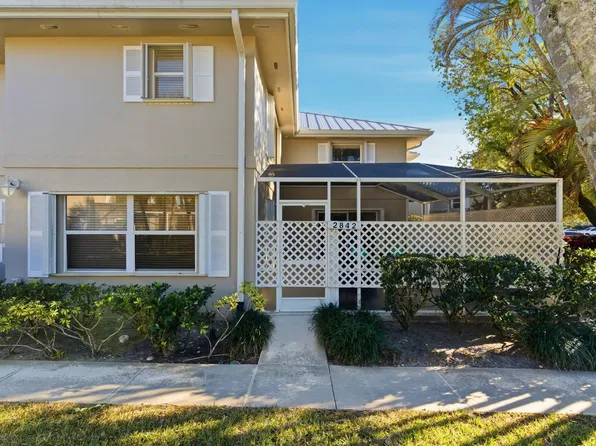 2842 SW Lakemont Place, Palm City, FL 34990