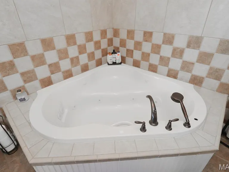 21579 Harlan Ln #1A — Photo 8