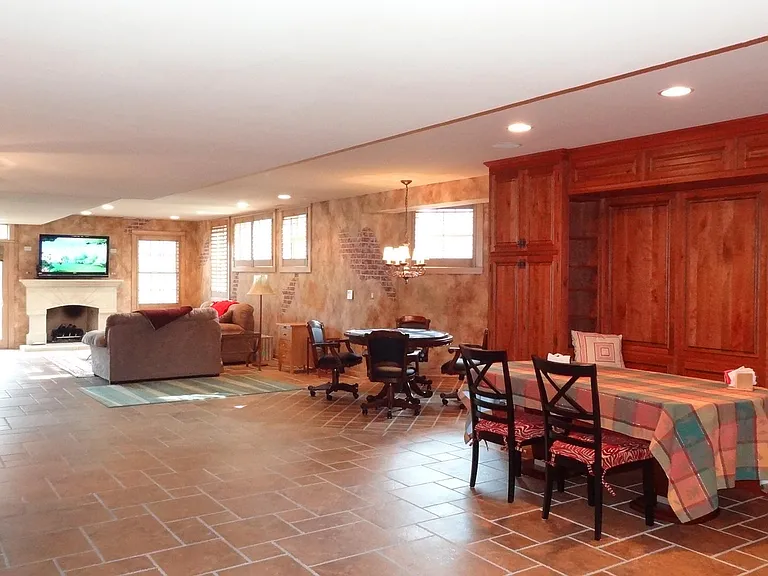 Great Room w Build-in Surrounding Sound in Basement