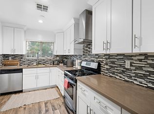 18325 Bessemer St, Reseda, CA 91335