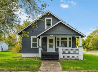 1123 Franklin St, Center Point, IA 52213