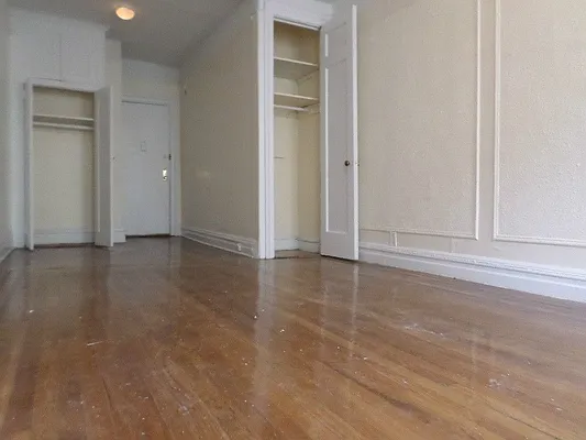 Rented by Keller Williams NYC | media 29
