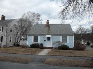 40 Cumberland Cir, Lynn, MA 01904