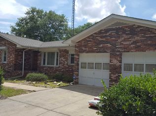 1824 Chadsworth Dr, Cayce, SC 29033