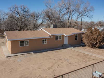6 Blue Bonnet Dr, Los Lunas, NM, 87031