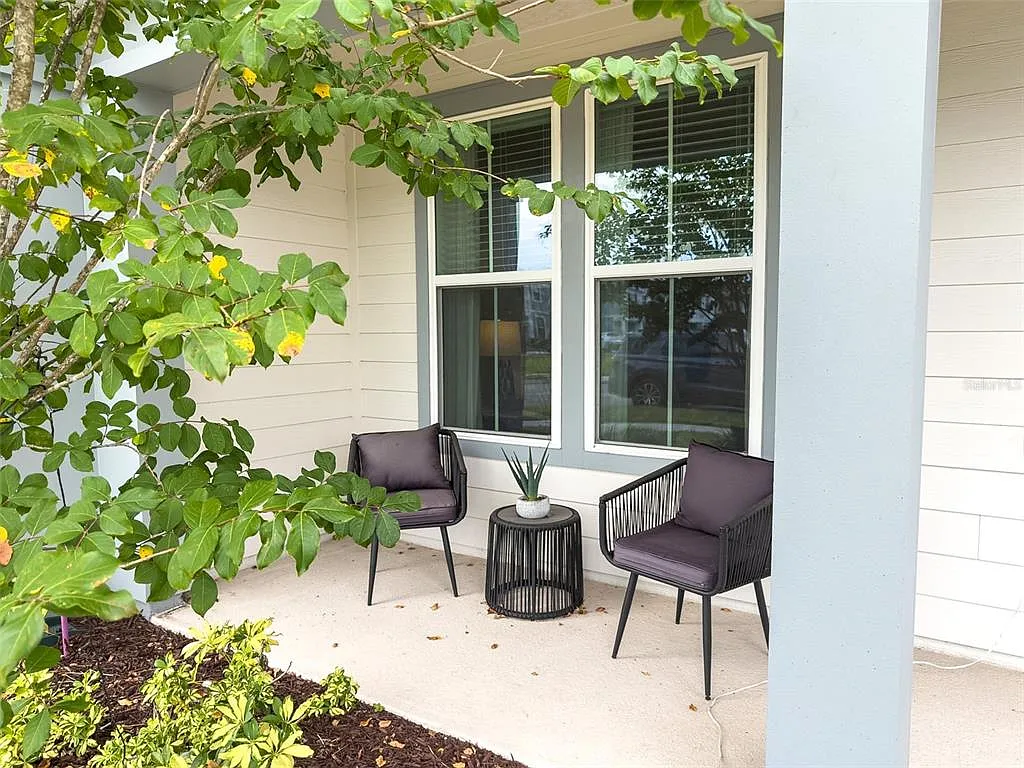 3 bed, 2.5 bath, 1652 sqft, $2,600 — Photo 4