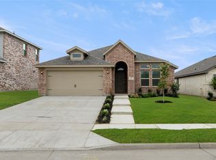 3257 Mercer Dr, Royse City, TX 75189