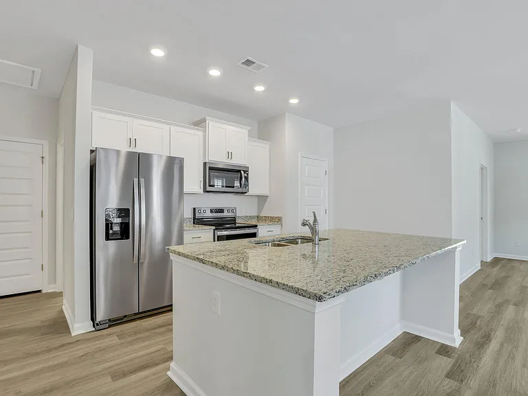 155 Holloway Hl — Photo 7