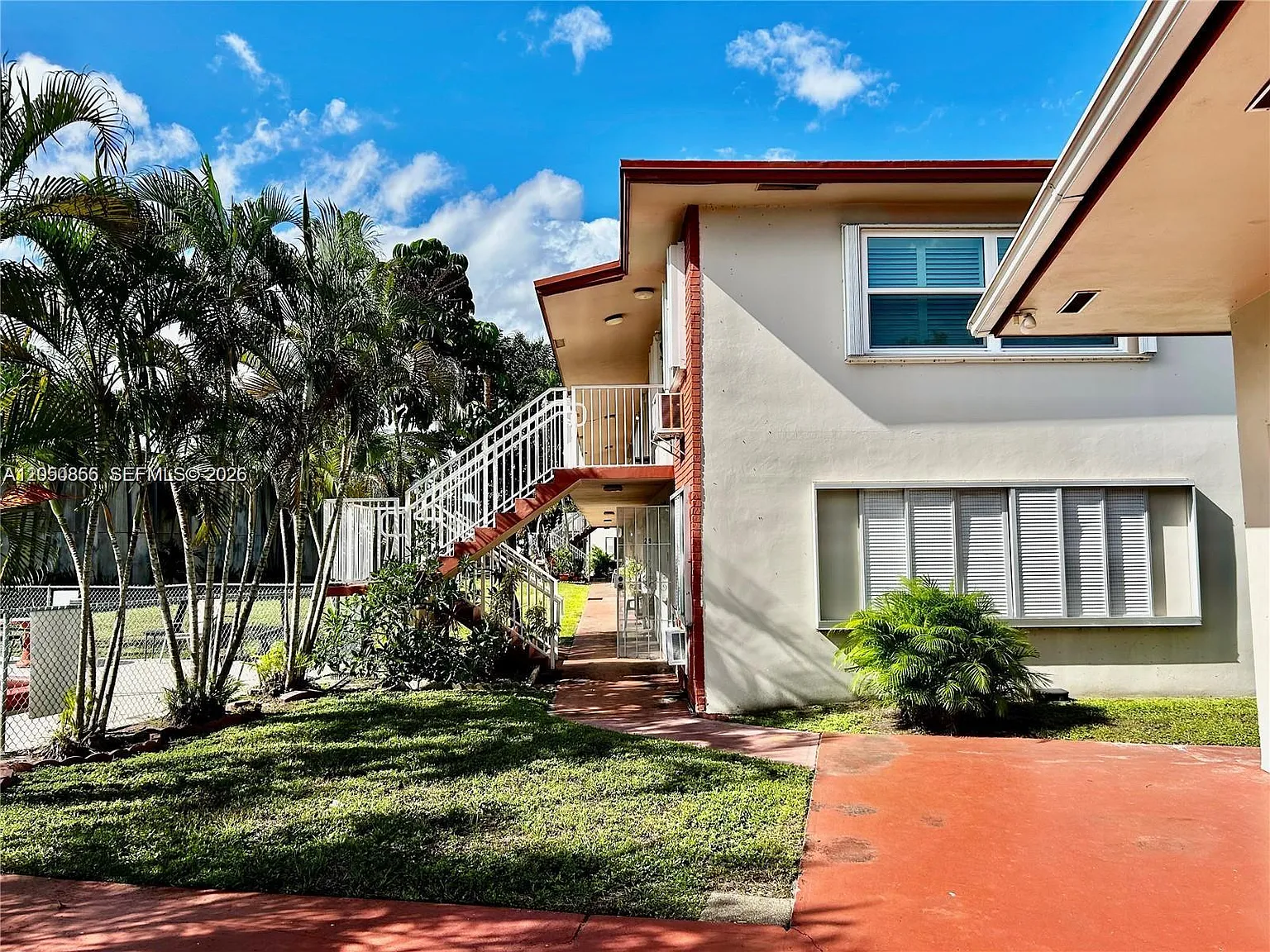 Town Colony Condo — Photo 1