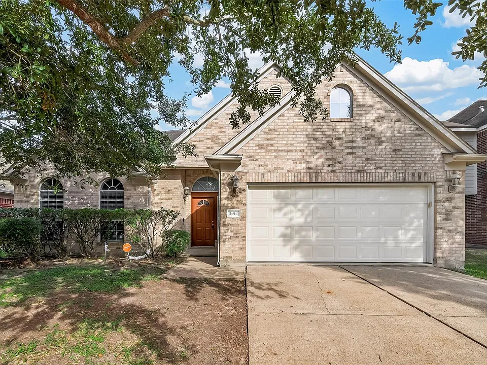 2914 Aspen Park Ln