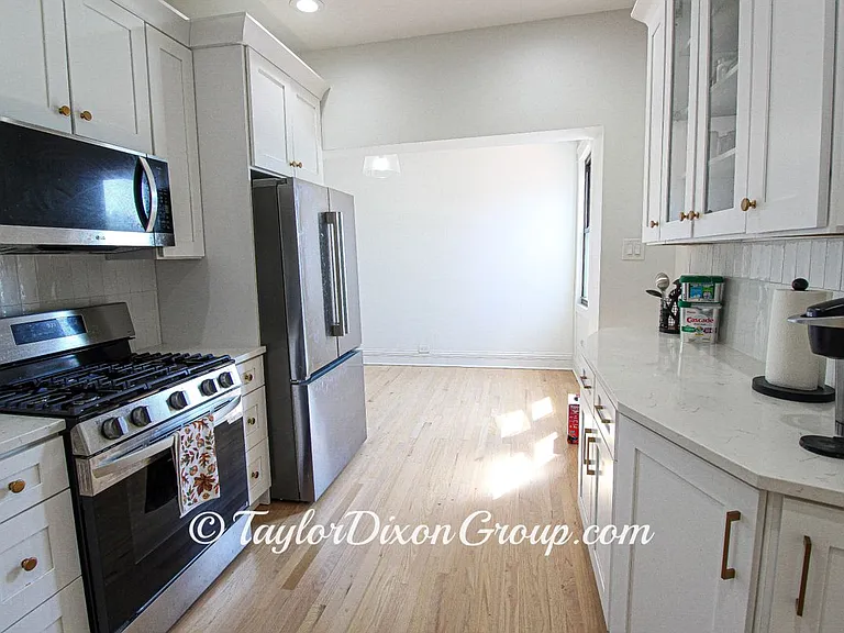 6617 S Minerva Ave #2 — Photo 2