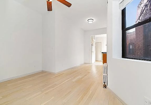 2nd image of 406 W 48th St APT 3FW