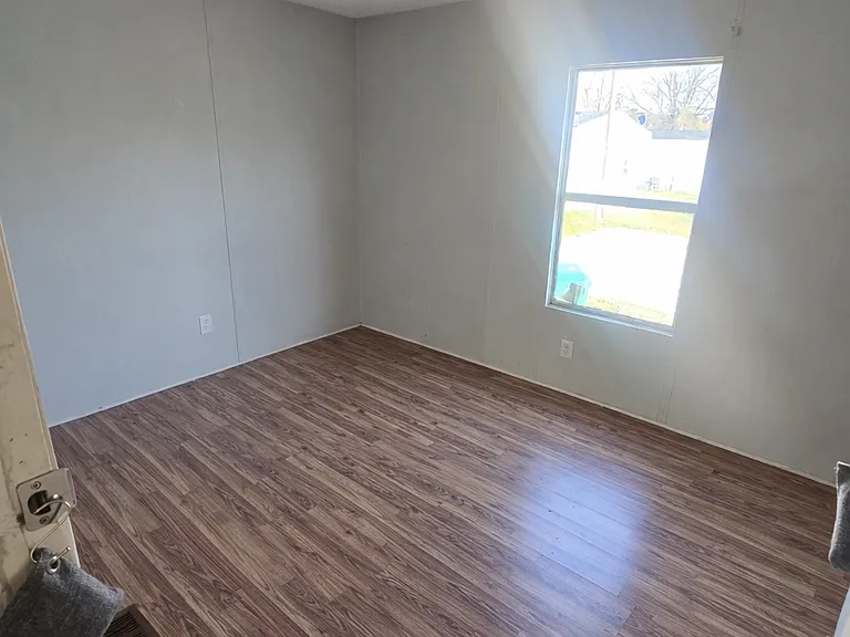 110 Deborah Dr — Photo 26