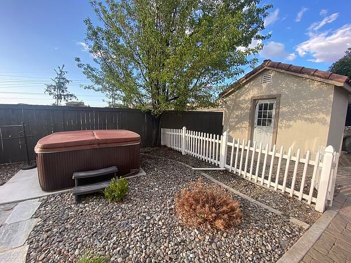 875 Sienna Park Dr — Photo 24