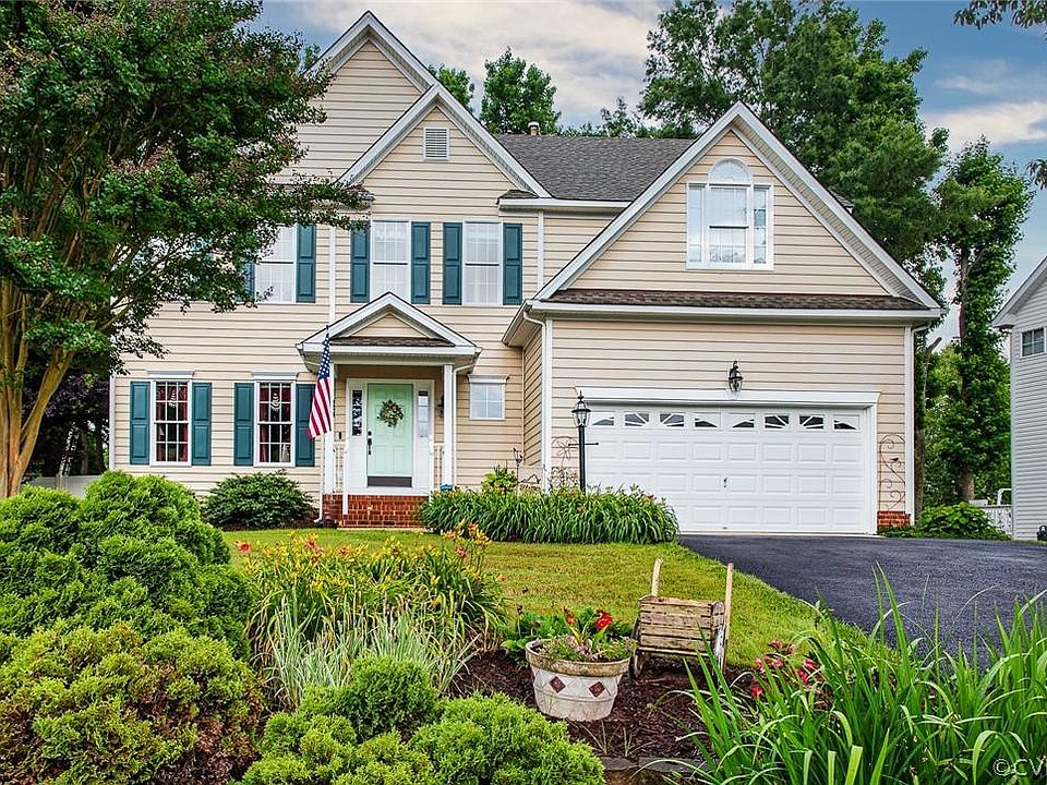 1st image of 725 Green Garden Cir
