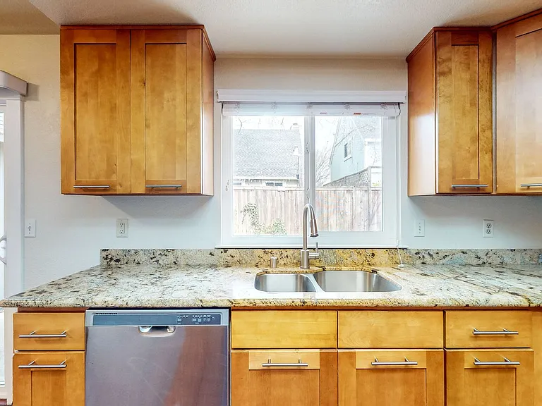 2135 Pebblewood Ct — Photo 21