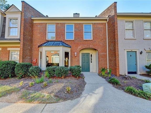 2nd image of 4155 Oakwood Way #4155