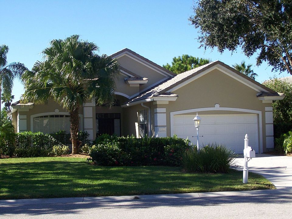 Lovely updated 3 bedroom, 2 bath home in gated, maintenance-free community 