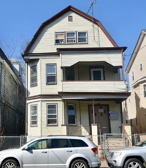 899 S 18th St #1 — Photo 1