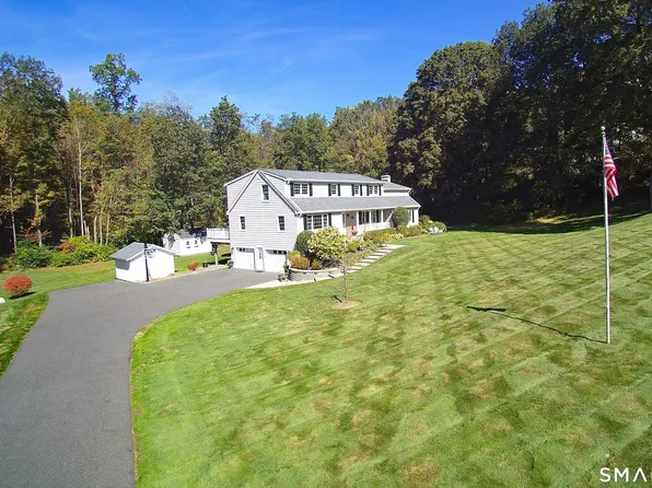 12 Holmes Road, Ridgefield, CT 06877