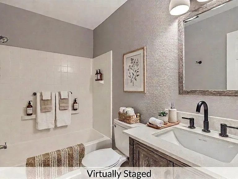 1803 Lloydminister Way — Photo 21