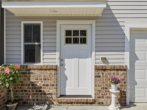 117 Coralyrose Ct, Winchester, VA 22602