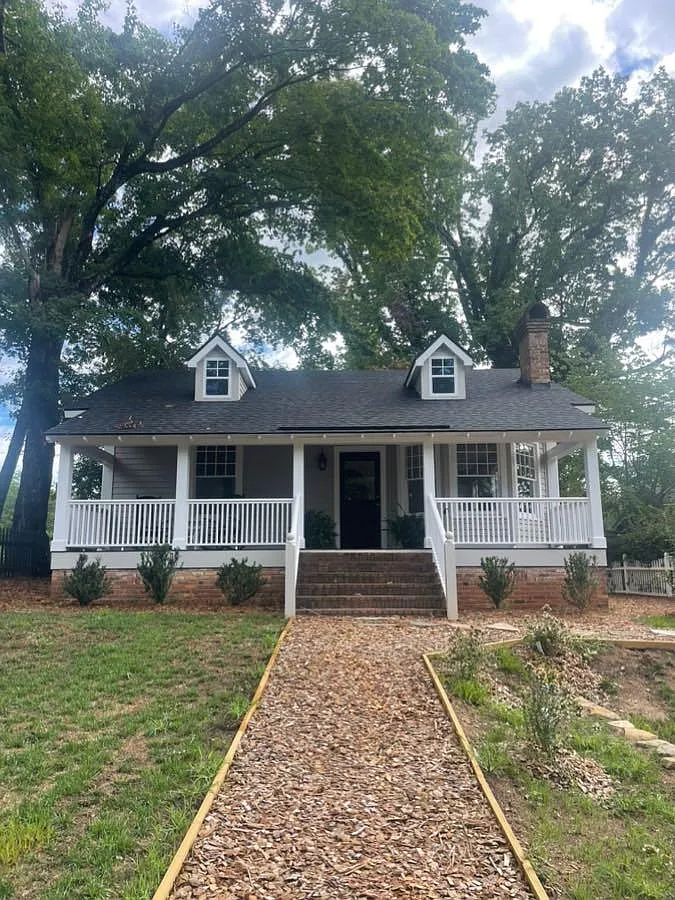 2 bed, 1.5 bath, 1400 sqft, $2,500 — Photo 1