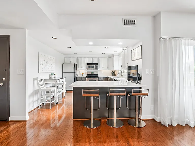 4200 W End Ave #408 — Photo 6