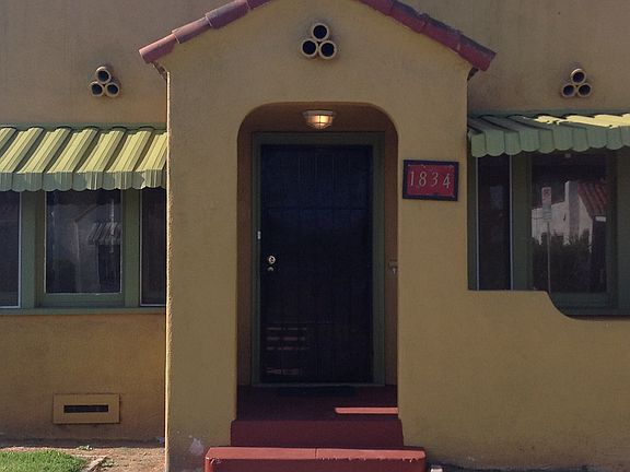 5th image of 1834 W 65th Pl