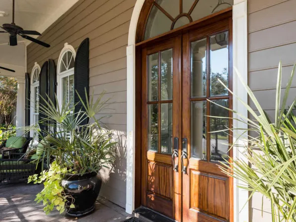 147 Island Park Dr, Charleston, SC 29492