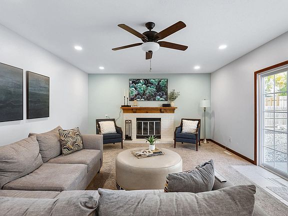 5th image of 630 Bay View Dr