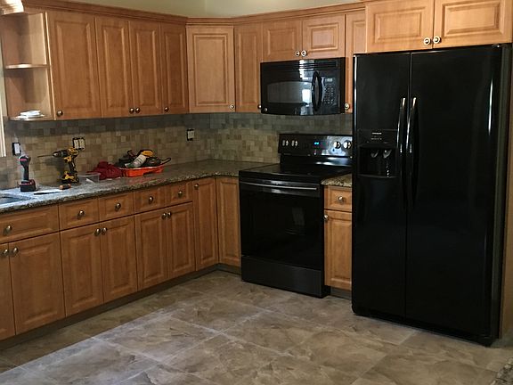 3rd image of 3107 Beechnut Ave