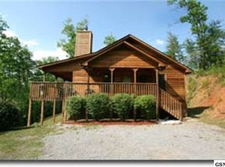 616 Mountain Dr, Gatlinburg, TN 37738